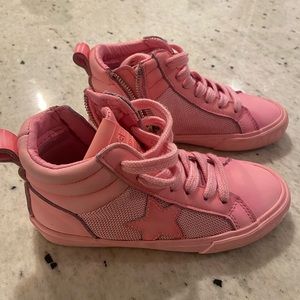 Vintage Havana Toddler Size 13 Shoes.  Worn twice.  Too small for our kid.